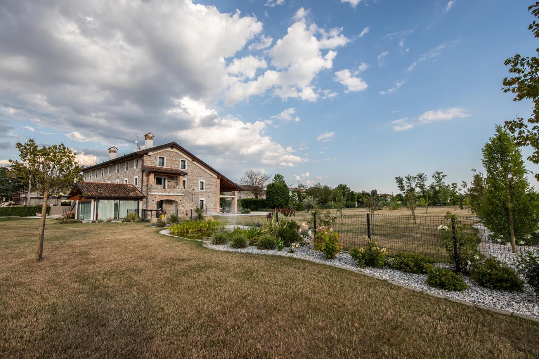 Atmosfere Charme & Country Otel Borgo San Mauro Dış mekan fotoğraf